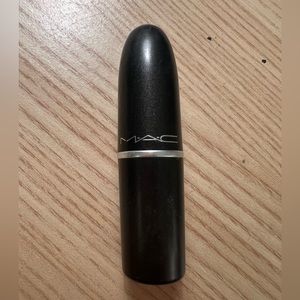 MAC Lipstick shade Peach Blossom